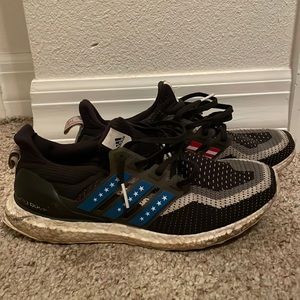 Men’s 10 1/2 Adidas ultra boost